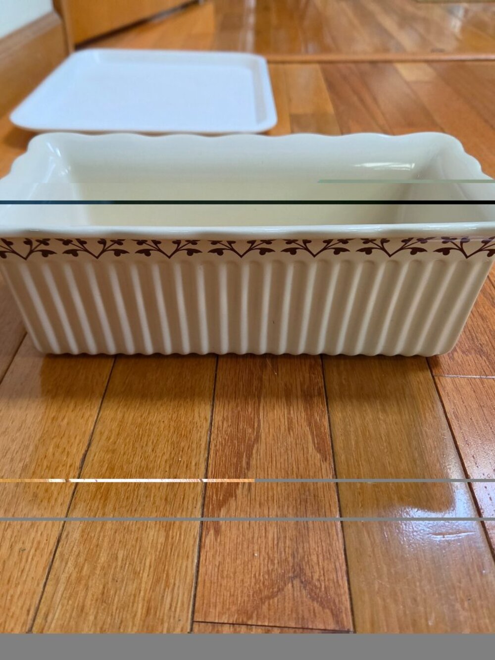 PAULA DEEN FALL HARVEST LOAF PAN 9X5 SCALLOPPED AND RIBBED STONEWARE